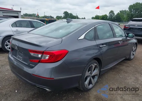 2018 Honda Accord Touring from USA, damaged, VIN 1HGCV1F93JA037423